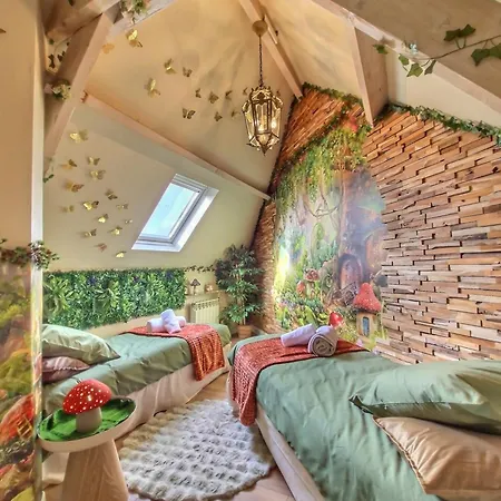 La Foret Enchantee - Maison Avec Cheminee Et Jardin * 贡比涅