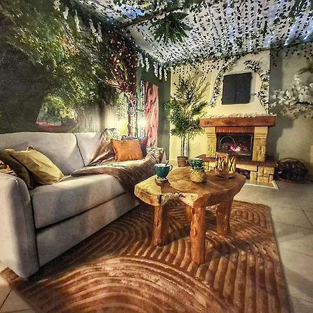 La Foret Enchantee - Maison Avec Cheminee Et Jardin 贡比涅