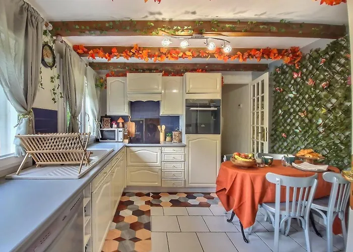 Feriehus La Foret Enchantee - Maison Avec Cheminee Et Jardin *